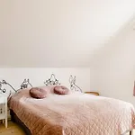 Beautiful Expansive House With Sea Views, Large Private Bedrooms Available In Shared House