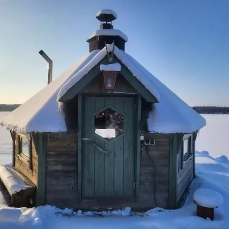 Beautiful Expansive House With Sea Views, Large Private Bedrooms Available In Shared House *