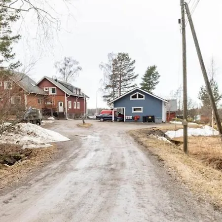 Beautiful Expansive House With Sea Views, Large Private Bedrooms Available In Shared House *