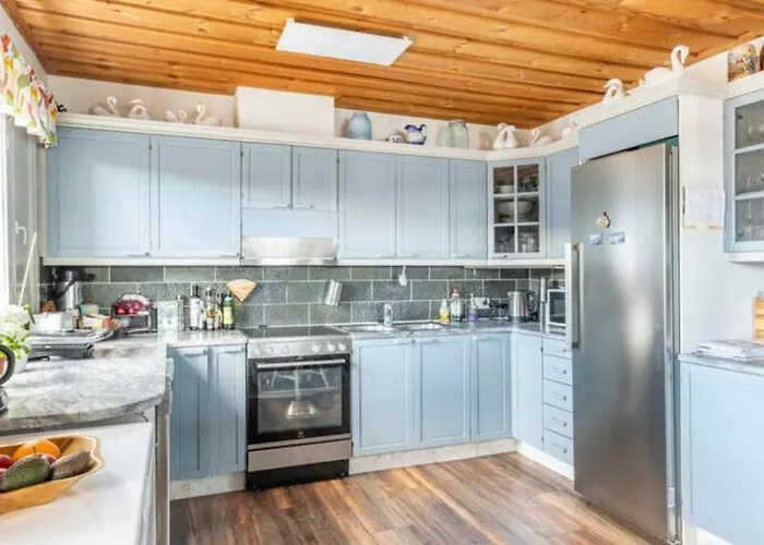 Apartment Beautiful Expansive House With Sea Views, Large Private Bedrooms Available In Shared House Vaasa