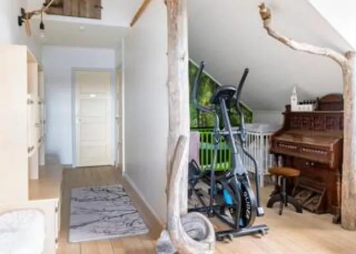 Beautiful Expansive House With Sea Views, Large Private Bedrooms Available In Shared House Apartment Vaasa