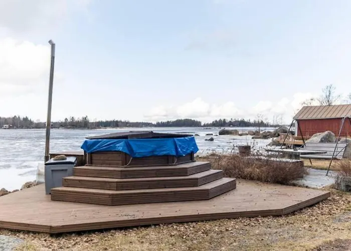 Beautiful Expansive House With Sea Views, Large Private Bedrooms Available In Shared House Vaasa